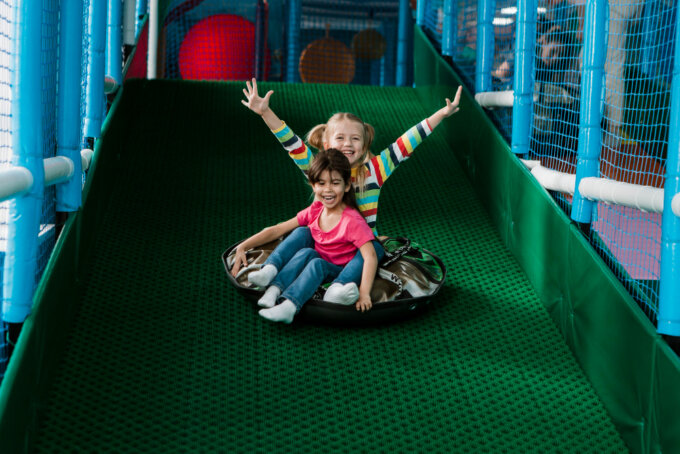 Adapting unused commercial space - moving playgrounds indoors